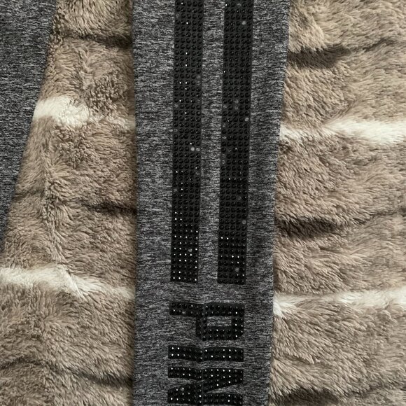 PINK Yoga Leggings - Picture 3 of 9